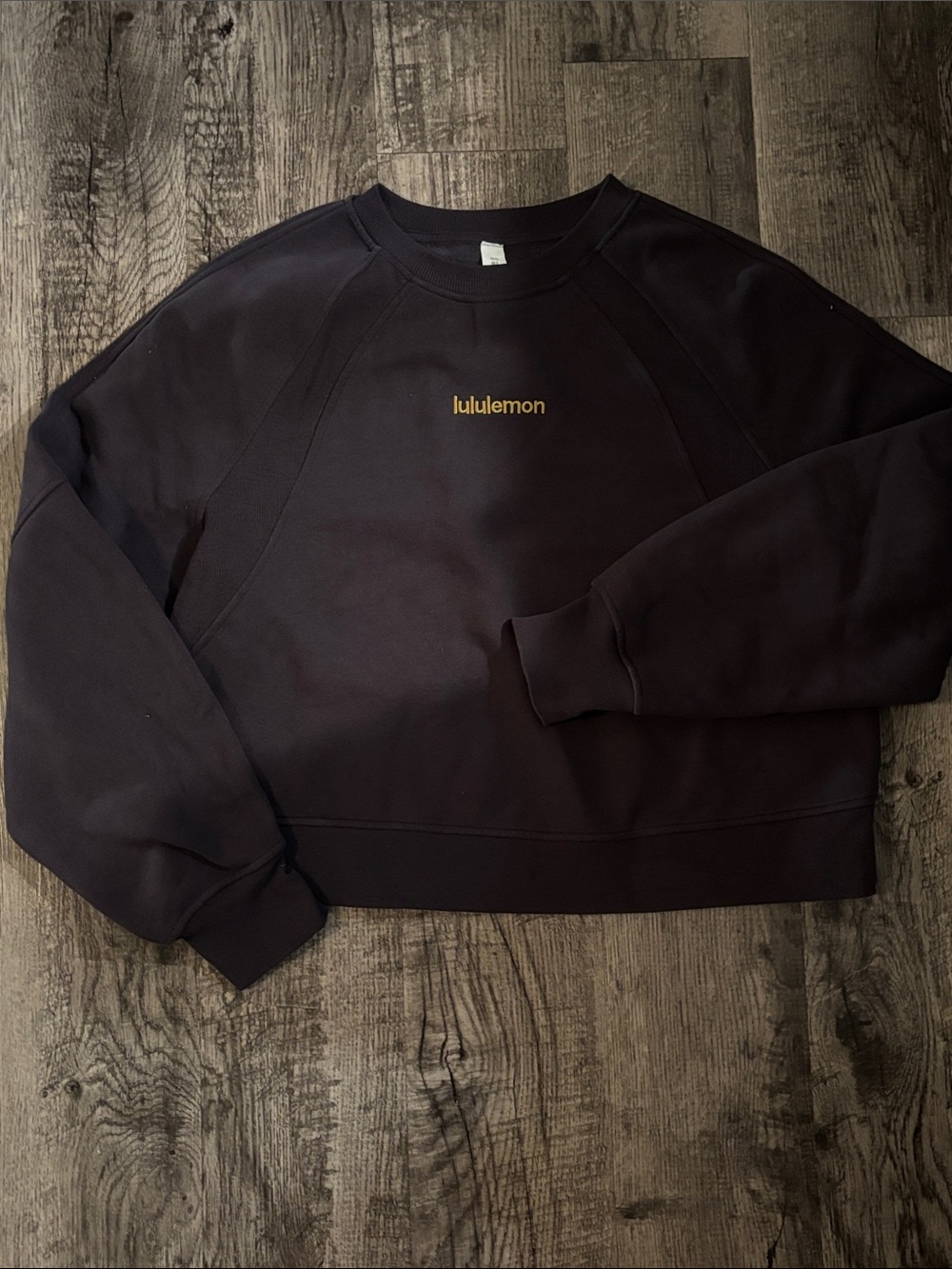 Lululemon Cropped Scuba Crewneck Sweatshirt - Purple with Gold Logo - Size M/L